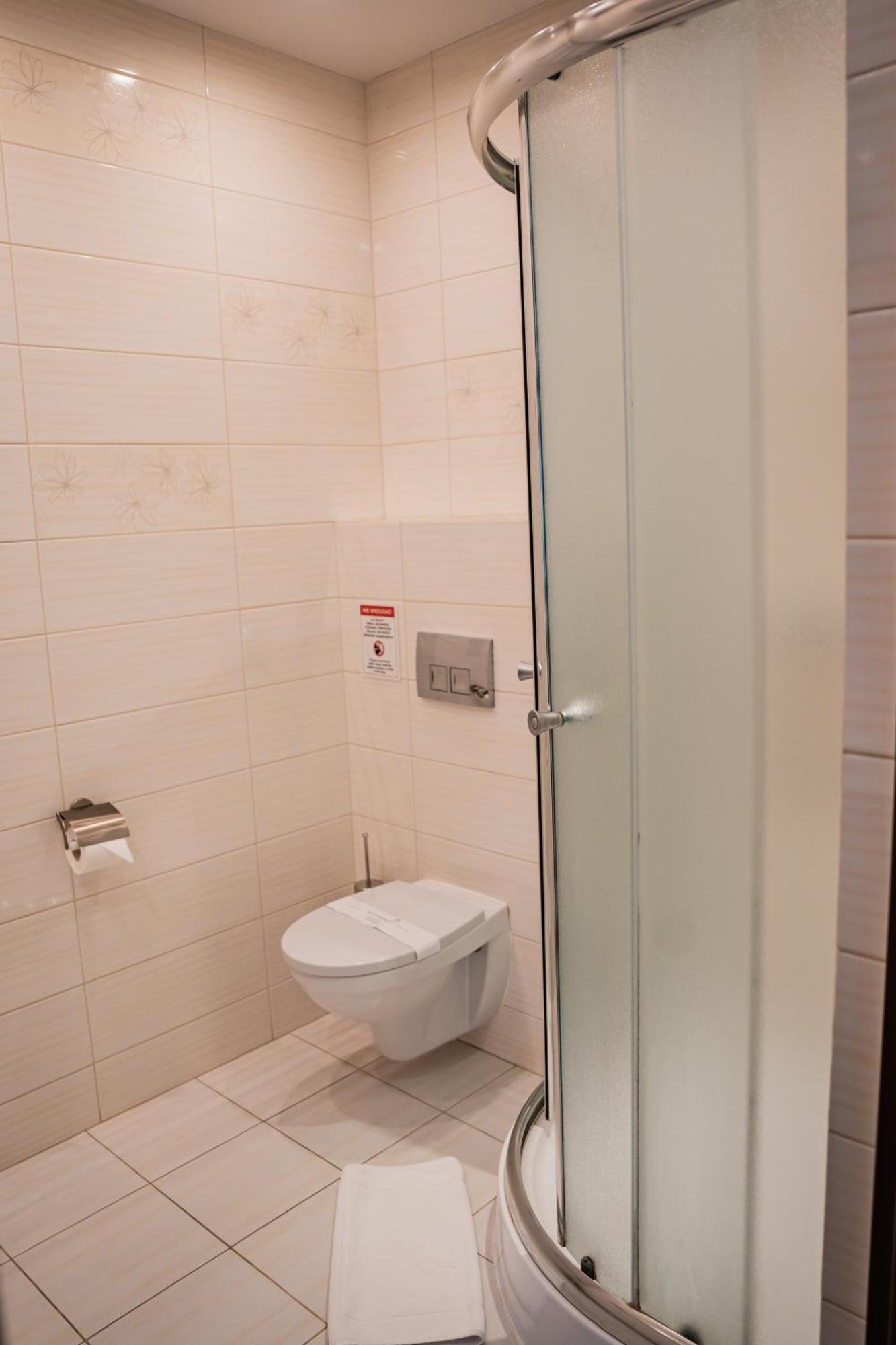 Hotel Przy Dworze Leśna Podlaska Eksteriør bilde