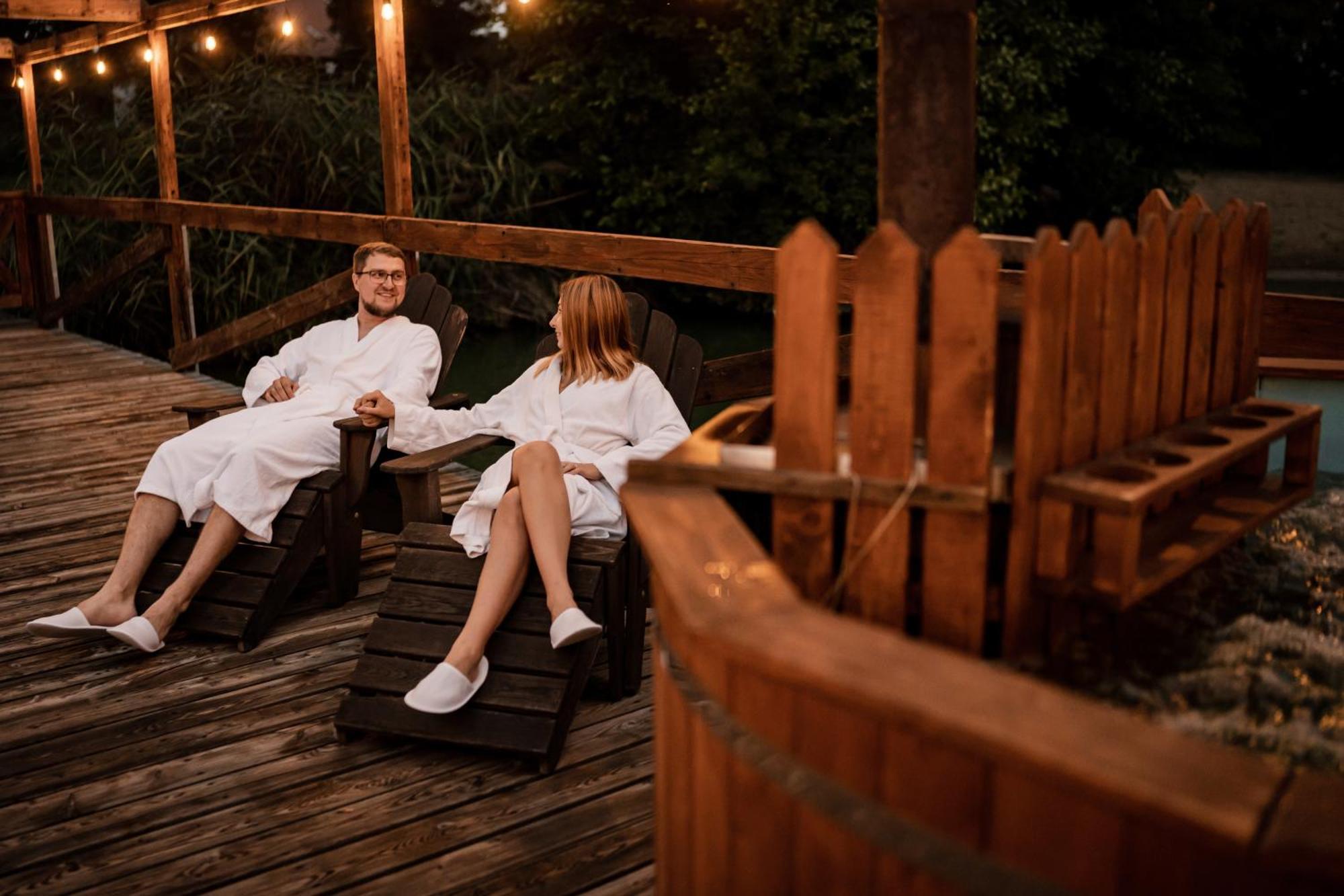 Hotel Przy Dworze Leśna Podlaska Eksteriør bilde